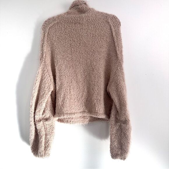 Young Fabulous & Broke Lorena Blush Pink Fuzzy Sweater S/M - Picture 12 of 16